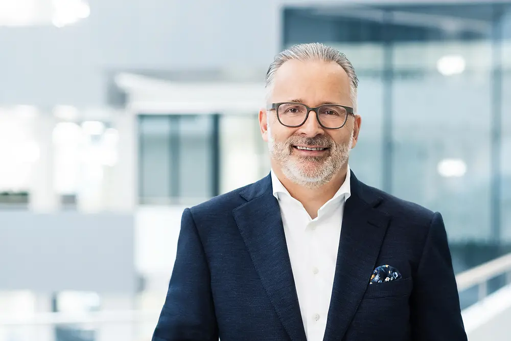 
Carsten Knobel, Výkonný riaditeľ (CEO), Henkel